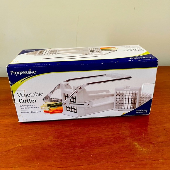 Vegetable Cutter - Picture 3 of 5